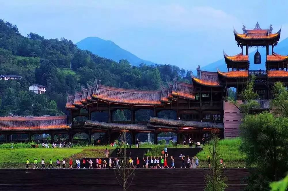 上榜黔江官村乡村游荣获乡村振兴特色旅游线路